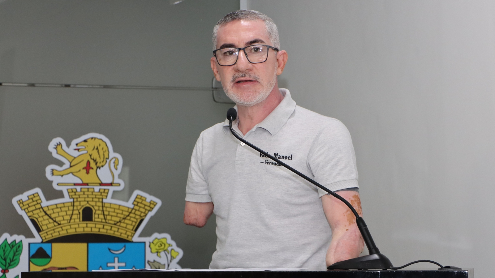 VADE MANOEL QUESTIONA MANUTENÇÕES DOS EQUIPAMENTOS DE ACESSIBILIDADE NOS ÔNIBUS QUE CIRCULAM EM TATUÍ