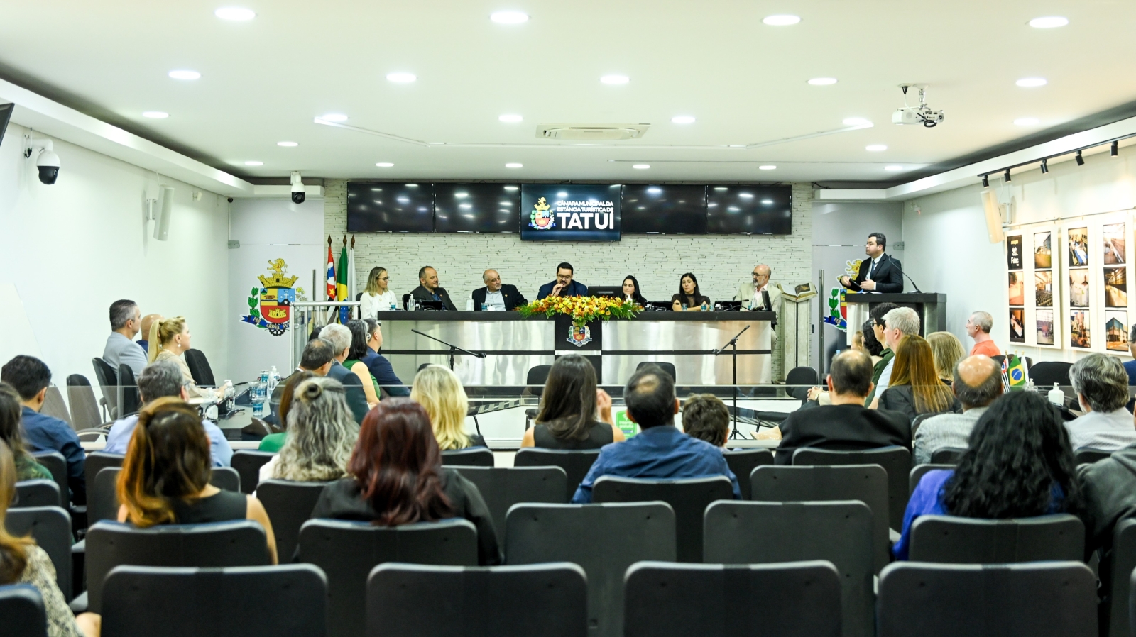 SESSÃO SOLENE COMEMORA OS 20 ANOS DA FATEC DE TATUÍ