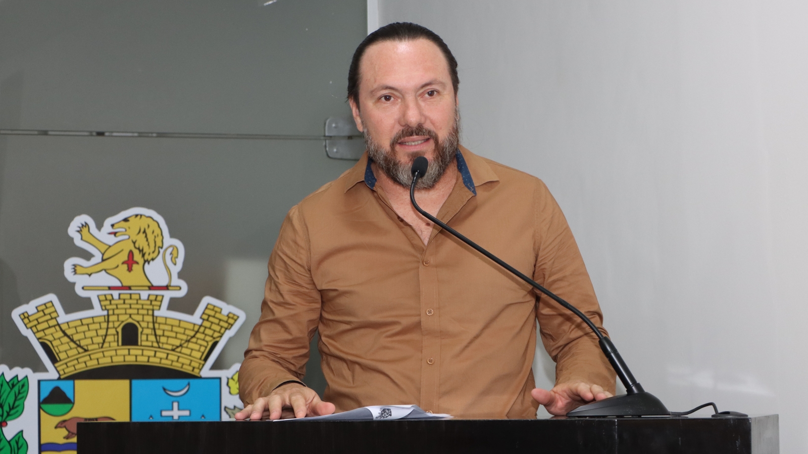 MAURÍCIO COUTO PEDE MELHORIAS EM VIAS DE TATUÍ