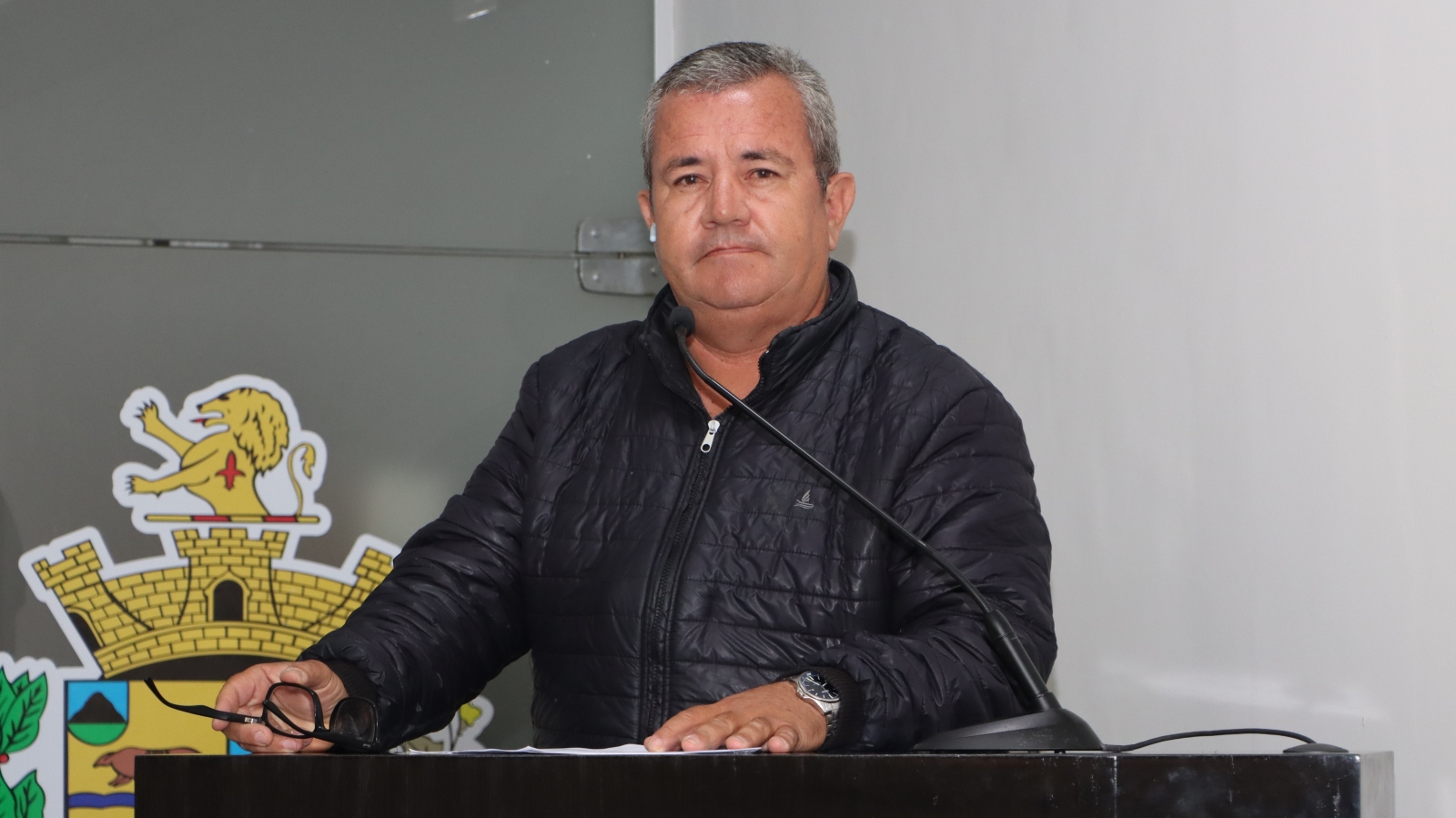 MÁRCIO DO SANTA RITA REITERA NECESSIDADE DE MELHORIAS NA RUA CÍCERO CORNÉLIO PEREIRA