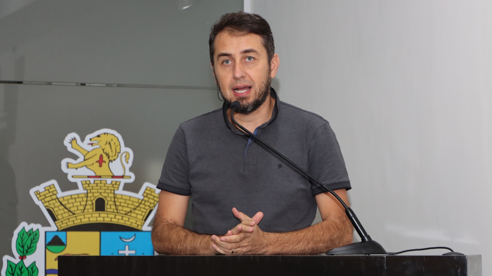 PAULINHO MOTOS EXPLICA SOBRE ATRASOS NA ENTREGA DE MEDICAMENTOS E INSUMOS AOS PACIENTES DIABÉTICOS