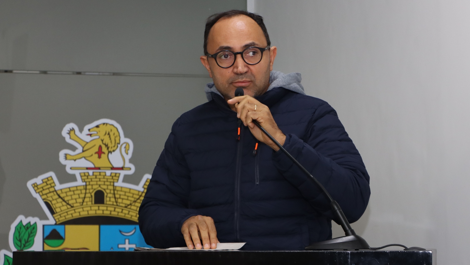 BOSSOLAN DA RÁDIO FAZ QUESTIONAMENTO SOBRE A INAUGURAÇÃO DA CRECHE NO VIDA NOVA TATUÍ