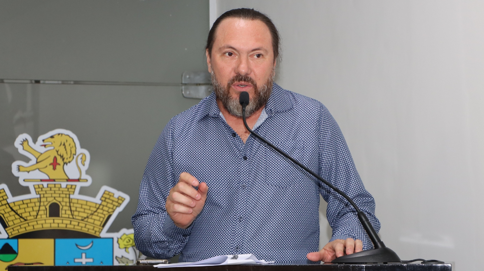 MAURÍCIO COUTO PEDE INFORMAÇÕES SOBRE CONSULTAS COM PSIQUIATRAS EM TATUÍ