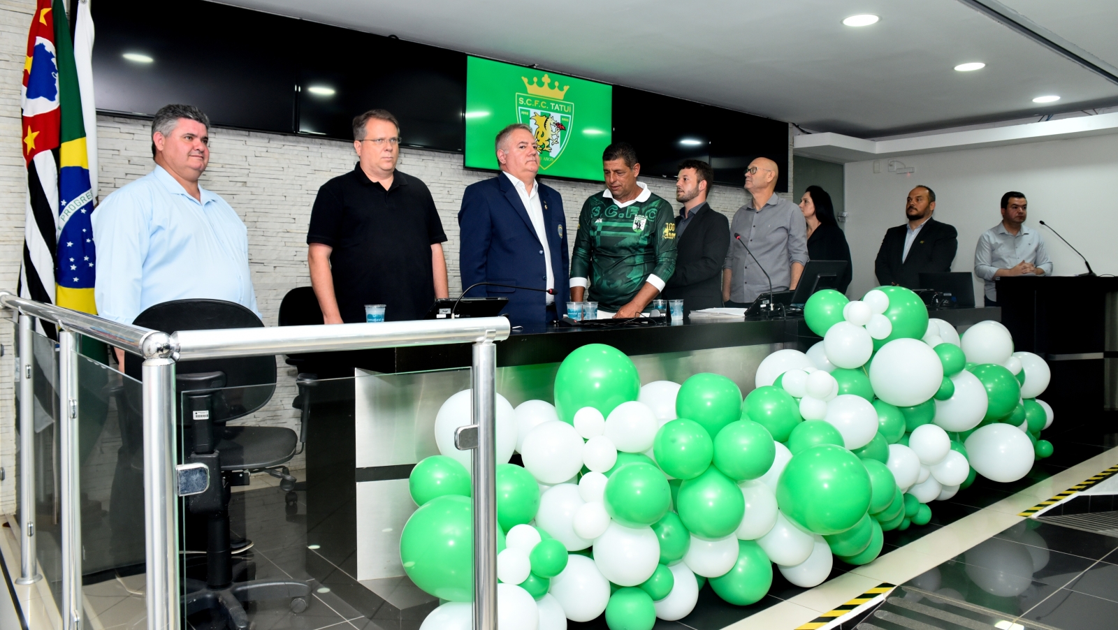 SESSÃO SOLENE NA CÂMARA DE TATUÍ CELEBRA OS 100 ANOS DO SANTA CRUZ