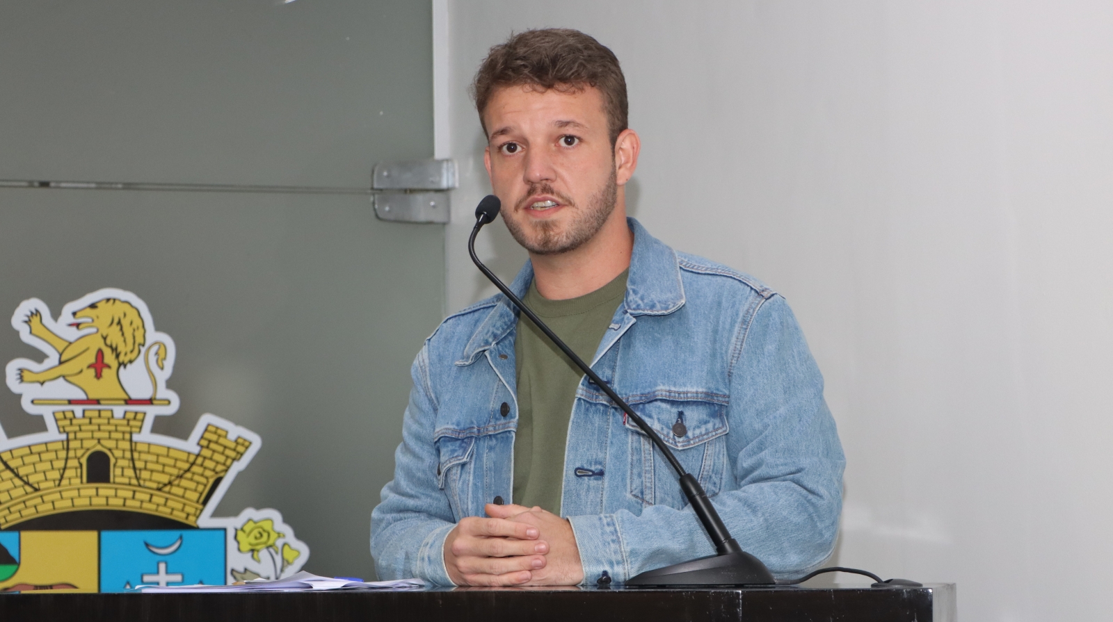 KELVIN QUESTIONA SABESP POR ATRASO DE SALÁRIO A FUNCIONÁRIOS DE TERCEIRIZADA