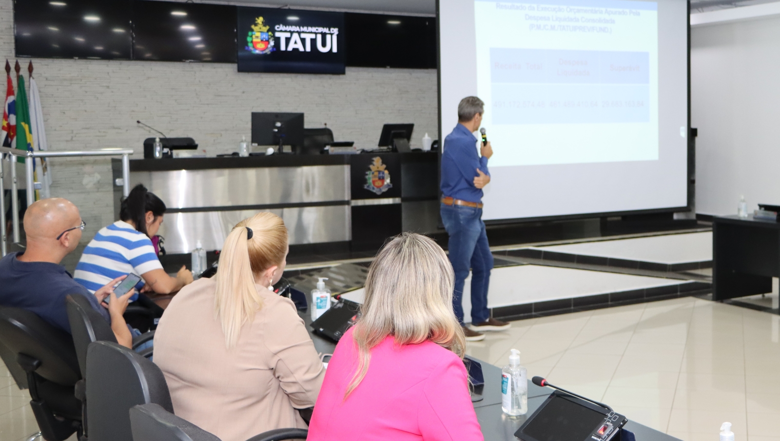 CÂMARA DE TATUÍ RECEBE AUDIÊNCIA PÚBLICA DE FINANÇAS DA PREFEITURA