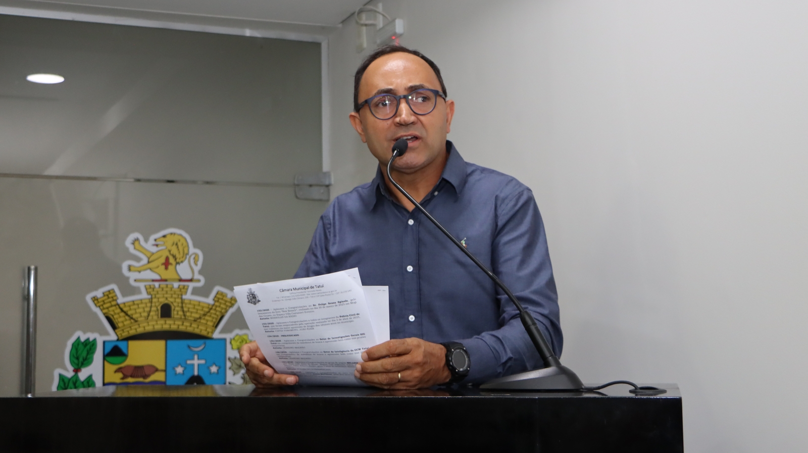 BOSSOLAN DA RÁDIO FALA SOBRE MOÇÃO DE APLAUSOS E CONGRATULAÇÕES