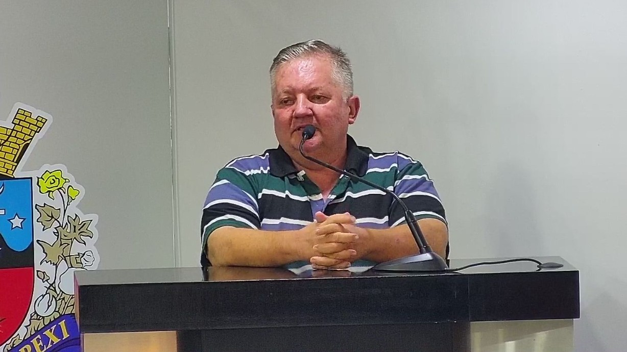 EDUARDINHO PERBELINI SOLICITA A INSTALAÇÃO DE SEMÁFOROS SONOROS NA “11 DE AGOSTO”