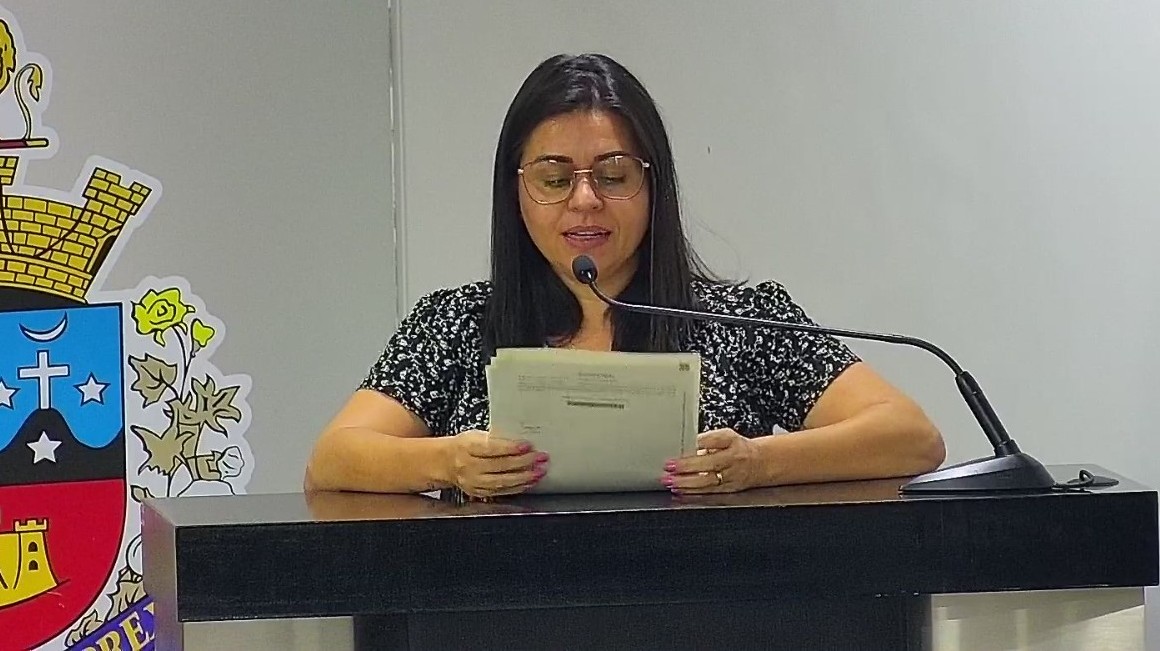 GABRIELA XAVIER SOLICITA INFORMAÇÕES SOBRE CASTRAÇÕES NA UBS ANIMAL E VINDA DA CARRETA DA MAMOGRAFIA PARA TATUÍ