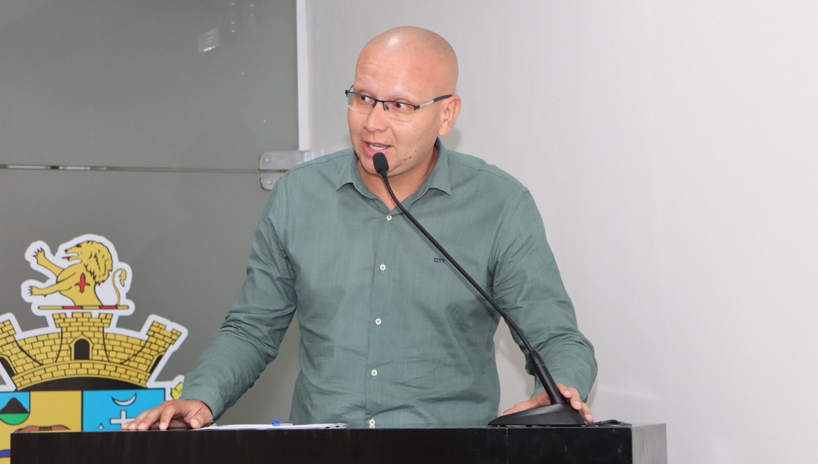 JOÃO ÉDER ENFATIZA QUE A CÂMARA NÃO PODE SER PASSIVA EM RELAÇÃO AOS PROBLEMAS DE TATUÍ