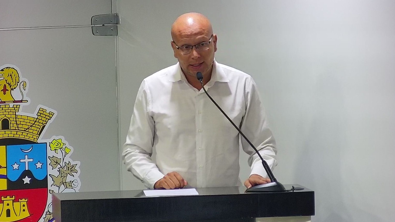 JOÃO EDER REIVINDICA TRANSPORTE ESCOLAR PARA ALUNOS DA ETEC “SALES GOMES”