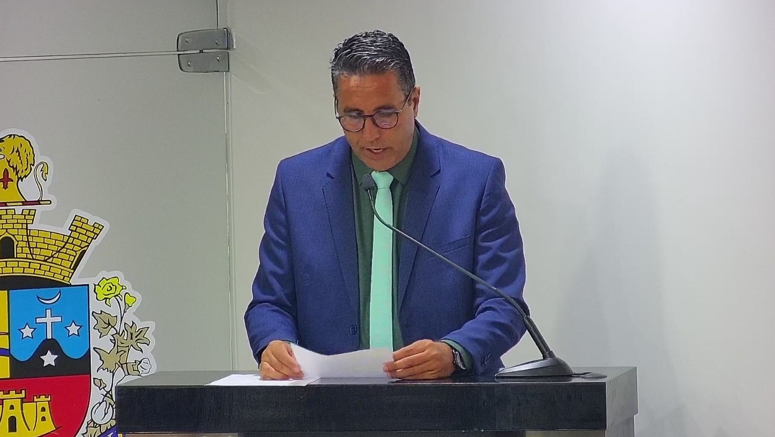 LEANDRO MAGRÃO FAZ MOÇÃO DE APLAUSOS AO DEPUTADO ESTADUAL DANILO BALAS