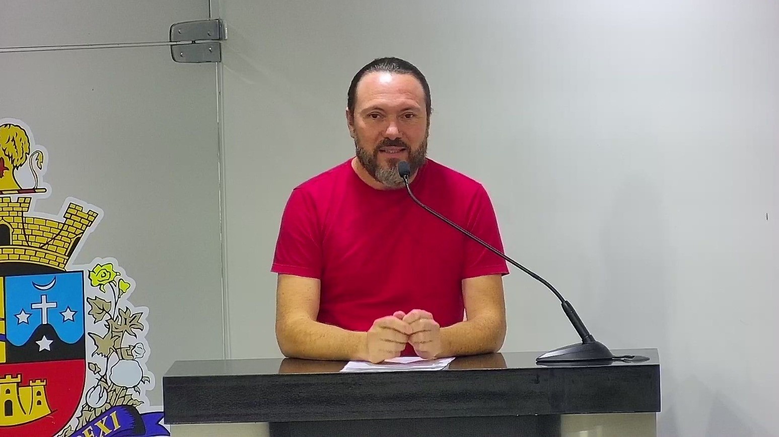 MAURÍCIO COUTO PEDE INFORMAÇÕES SOBRE REVERSÕES DE COLOSTOMIA