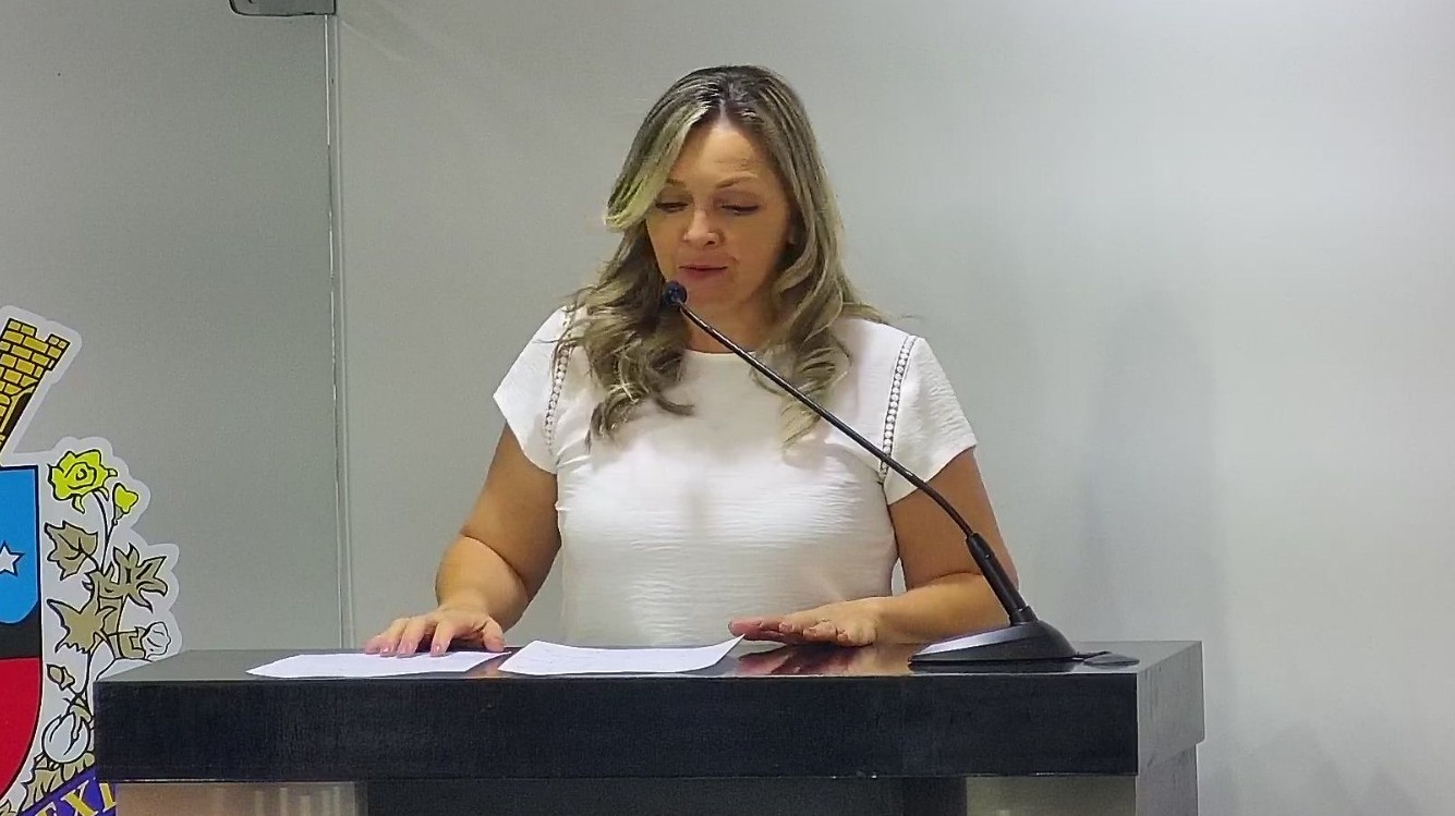 MICHELI VAZ FALA SOBRE A DENGUE E PEDE A COLABORAÇÃO DOS MUNÍCIPES